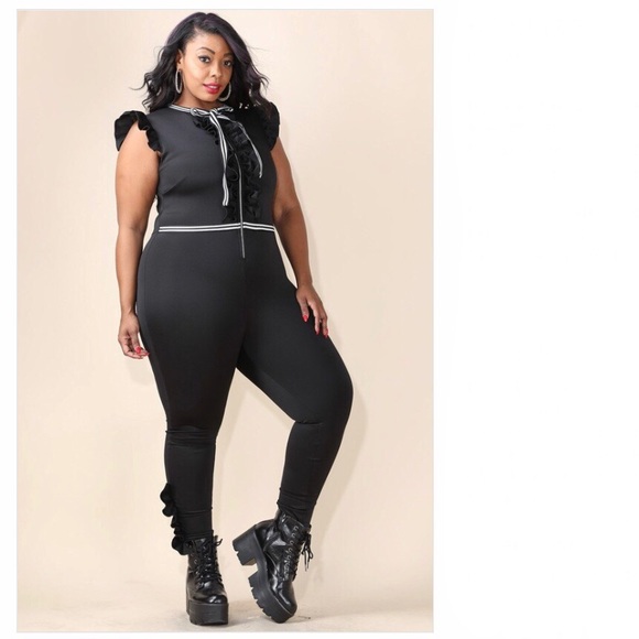 K+ Glam | Plus Size Sleeveless On Duty Romper - Picture 1 of 4